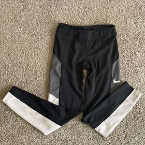 Nike Dri-fit girls XL tight leggings